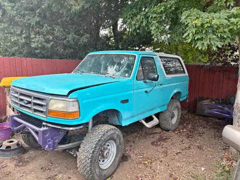 1993 Ford Bronco Sport Utility 2D
