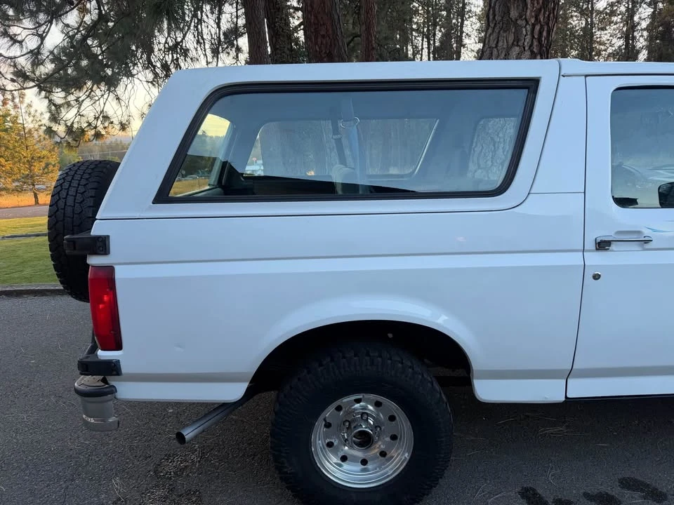 1993 Ford Bronco 5th Gen - Image 10 of 19