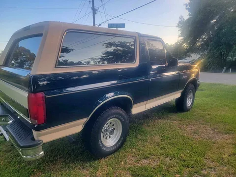 1993 Ford Bronco Sport Utility 2D