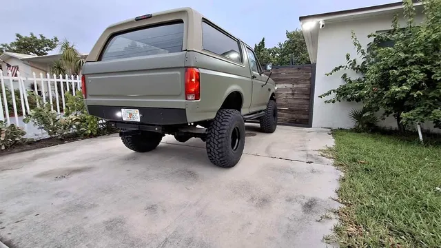 1993 Ford Bronco Sport Utility 4D