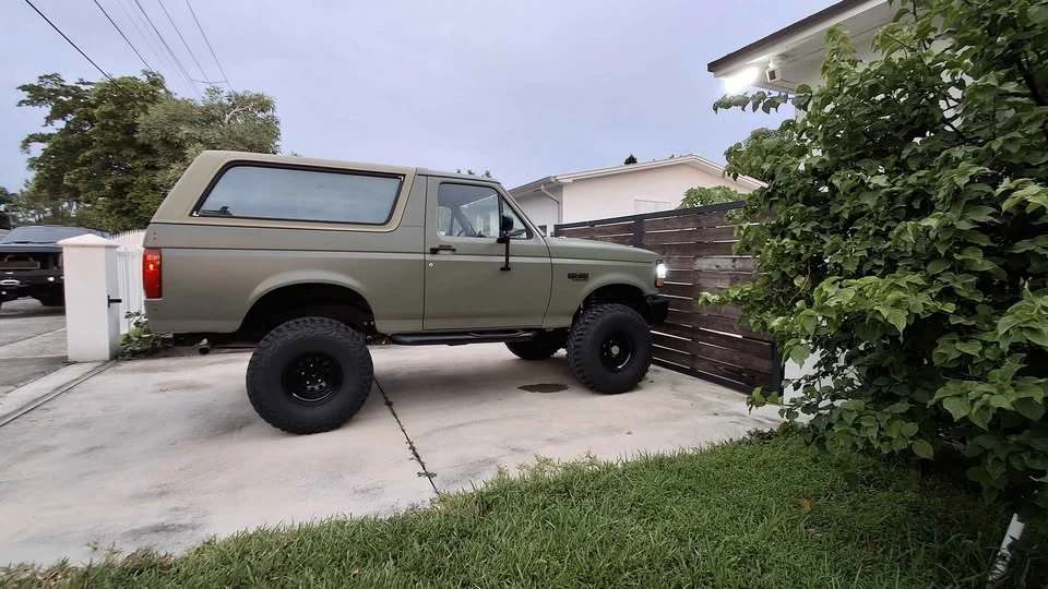 1993 Ford Bronco 5th Gen - Image 3 of 11
