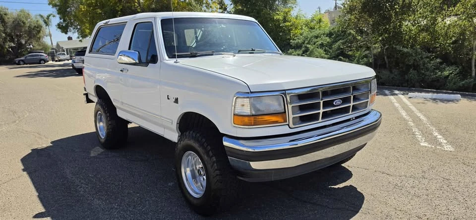 1993 Ford Bronco 5th Gen - Image 4 of 20