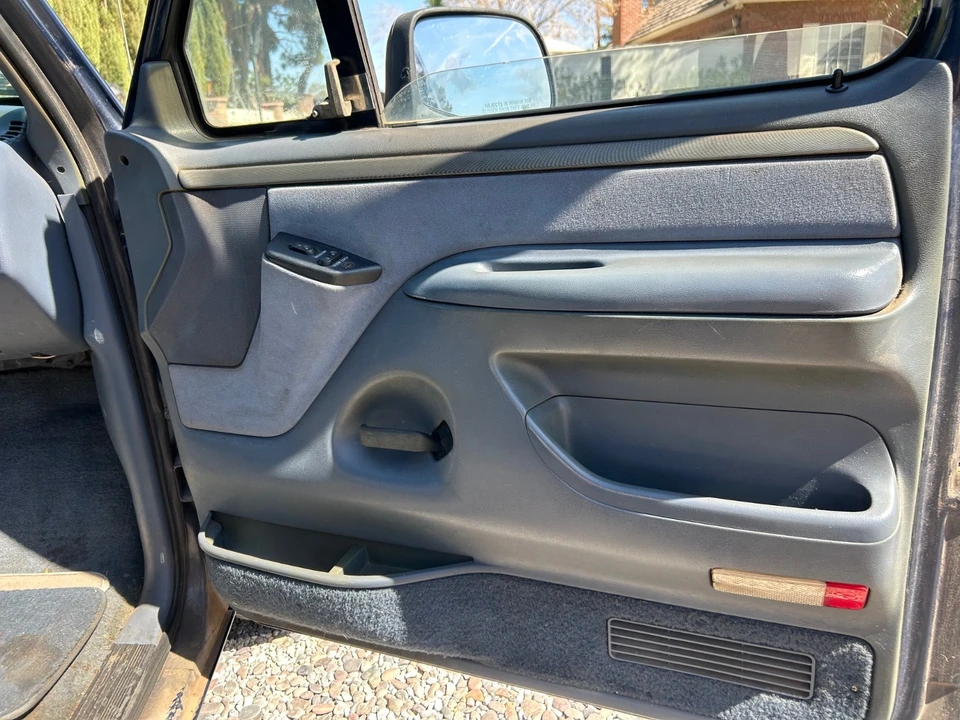1993 Ford Bronco 5th Gen - Image 18 of 21