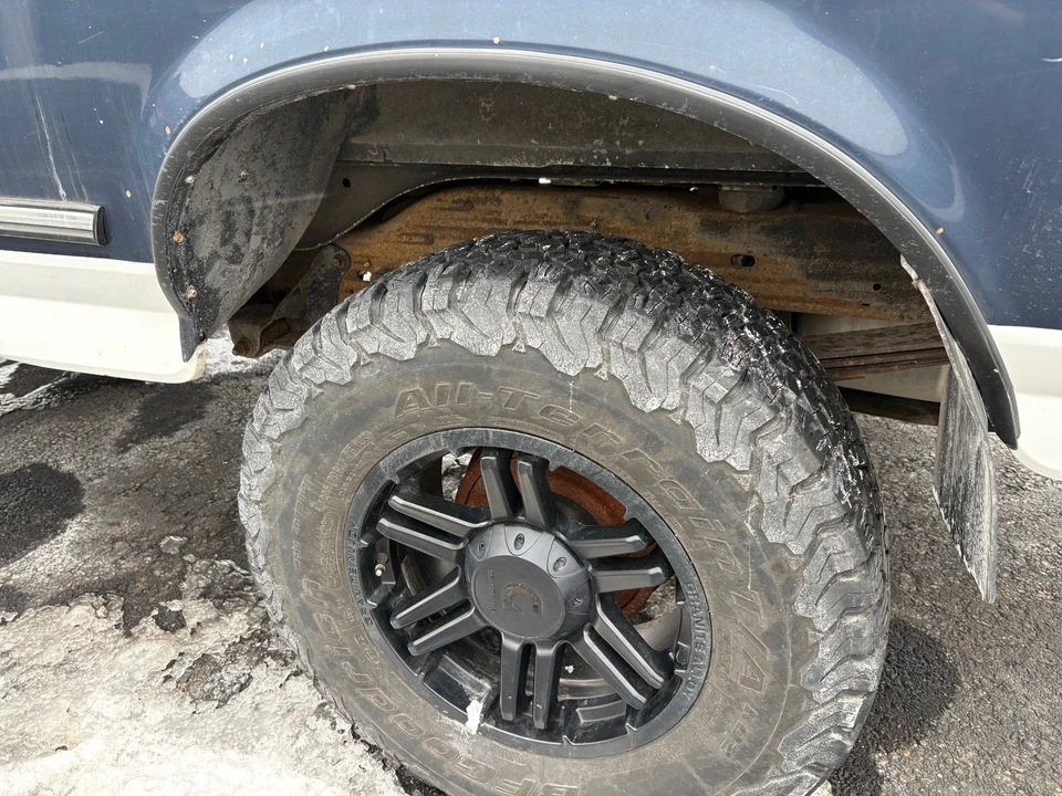 1993 Ford Bronco 5th Gen - Image 18 of 21