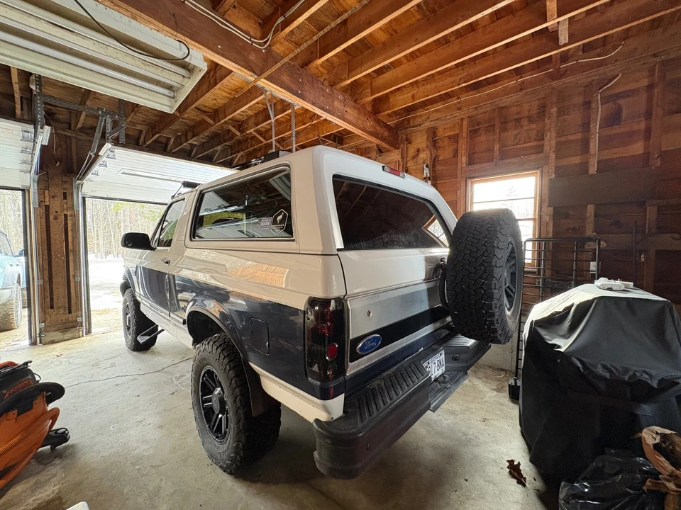 1993 Ford Bronco 5th Gen - Image 3 of 21