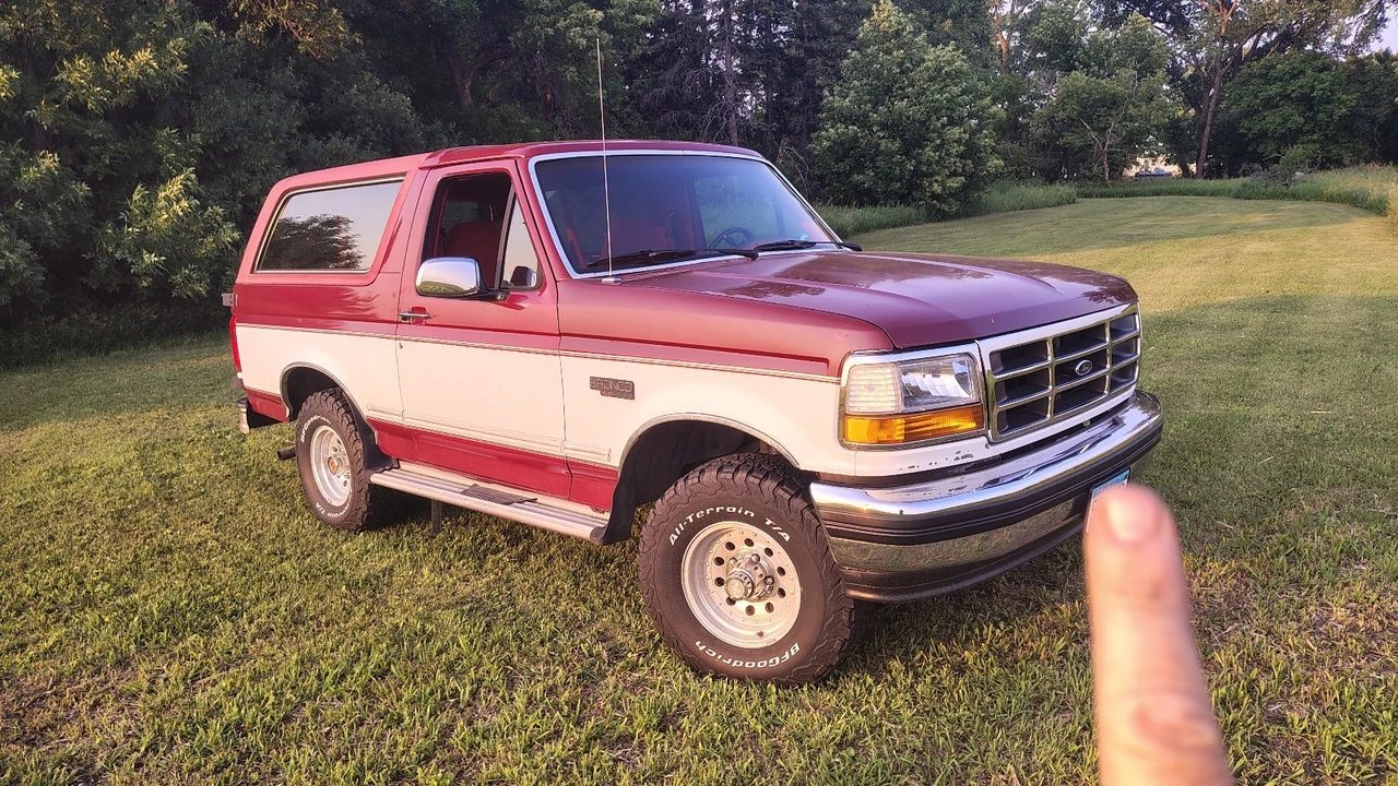 1993 Ford Bronco 5th Gen - Image 2 of 21