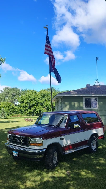 1993 Ford Bronco 5th Gen - Image 5 of 21