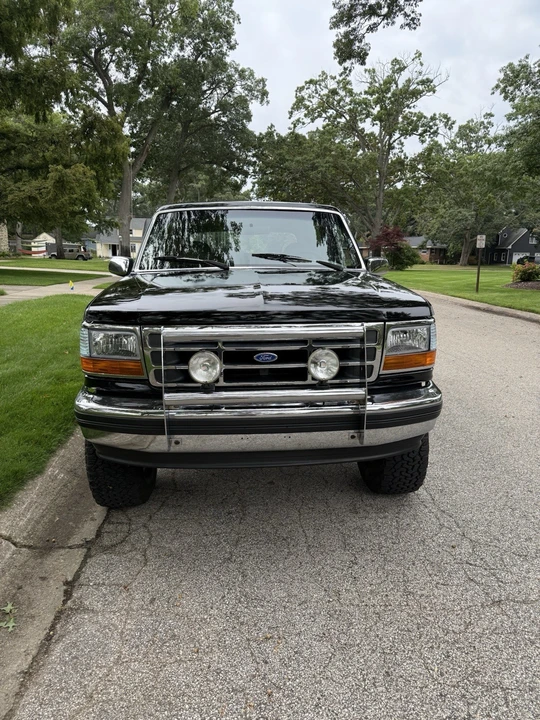 1993 Ford Bronco 5th Gen - Image 2 of 31