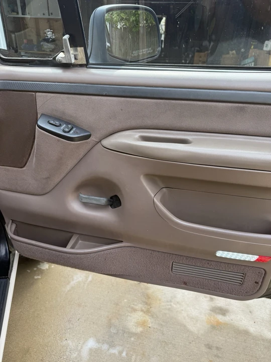 1993 Ford Bronco 5th Gen - Image 15 of 31