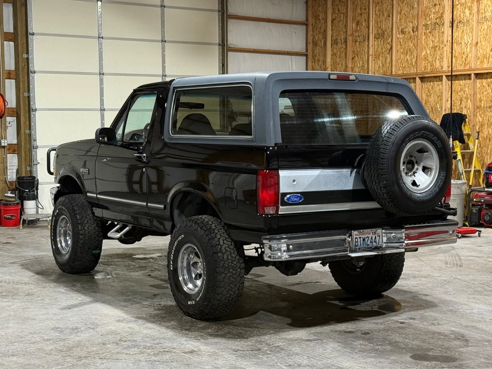 1993 Ford Bronco 4th Gen - Image 3 of 21