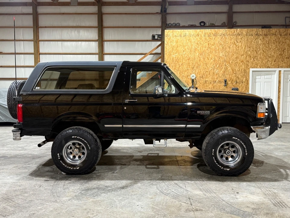 1993 Ford Bronco 4th Gen - Image 5 of 21