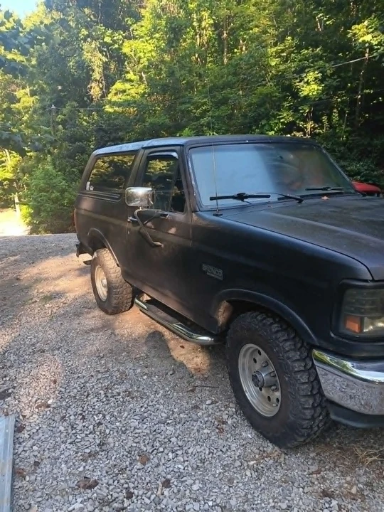 1993 Ford Bronco 5th Gen - Image 3 of 14