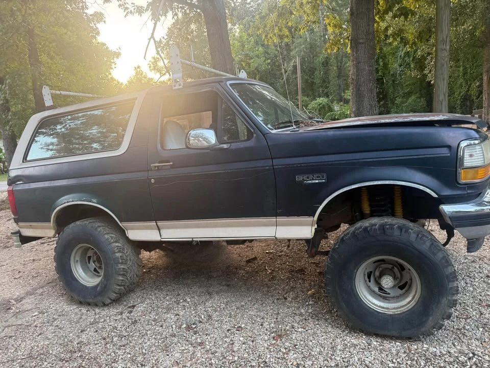 1993 Ford Bronco 5th Gen - Image 3 of 4