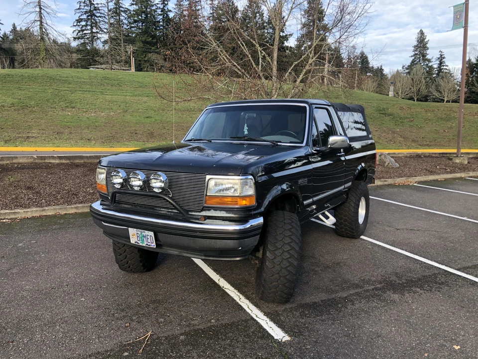 1993 Ford Bronco 5th Gen - Image 2 of 31