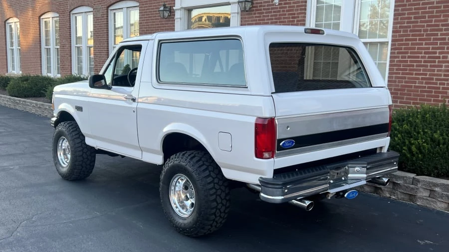 1993 Ford Bronco 5th Gen - Image 3 of 8