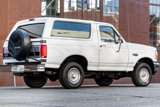 1993 Ford Bronco 5th Gen - Image 2 of 7