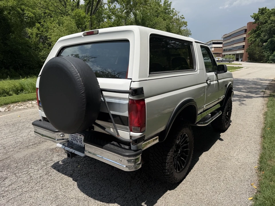 1993 Ford Bronco 5th Gen - Image 5 of 31