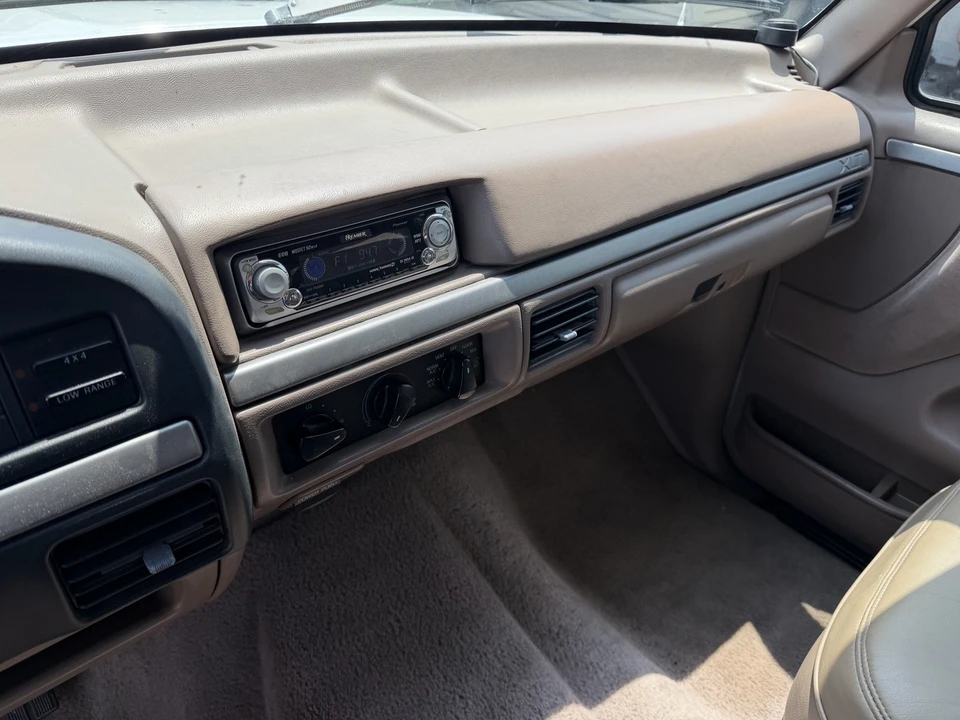 1993 Ford Bronco 5th Gen - Image 19 of 31