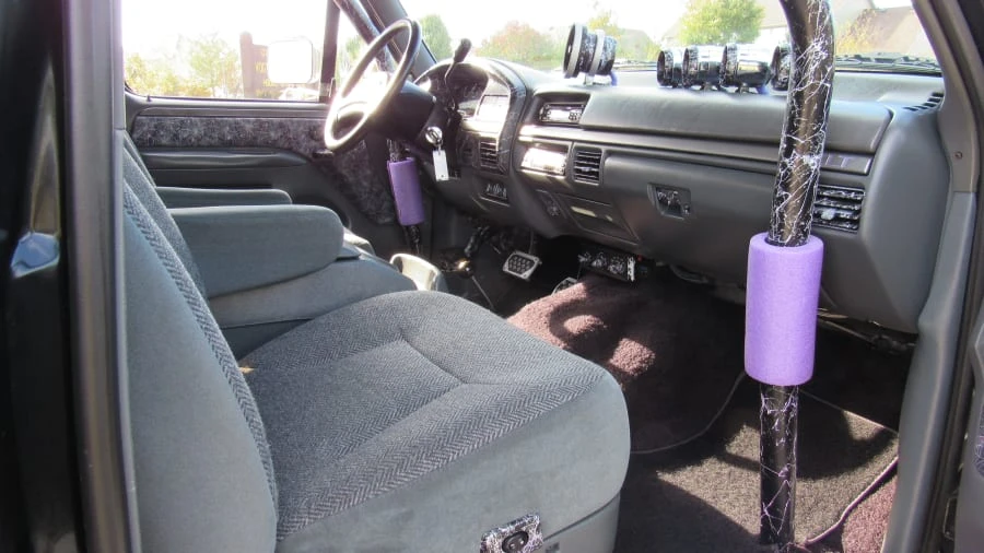 1993 Ford Bronco 5th Gen - Image 5 of 9