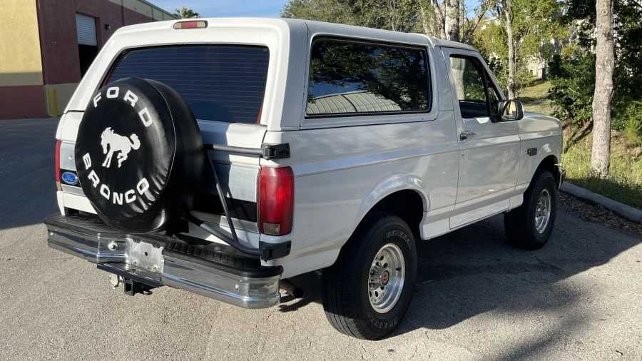 1993 Ford Bronco 5th Gen - Image 2 of 5