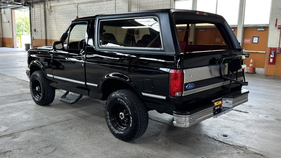 1993 Ford Bronco 5th Gen - Image 4 of 14