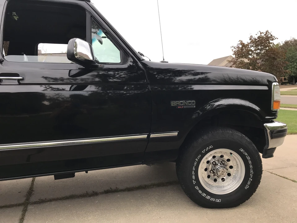 1993 Ford Bronco 5th Gen - Image 18 of 31