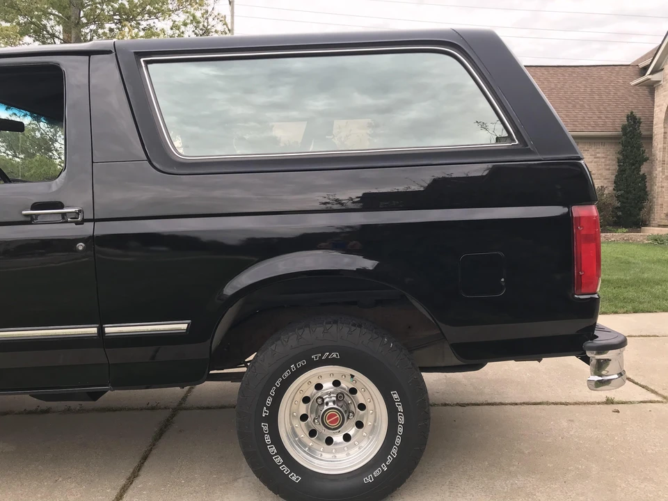 1993 Ford Bronco 5th Gen - Image 15 of 31