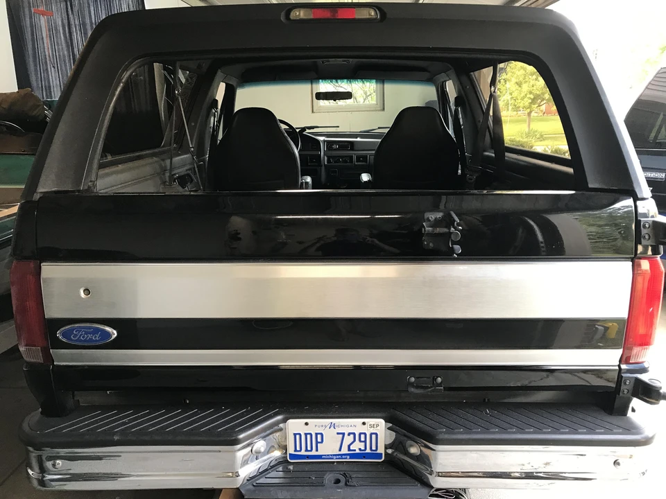 1993 Ford Bronco 5th Gen - Image 16 of 31