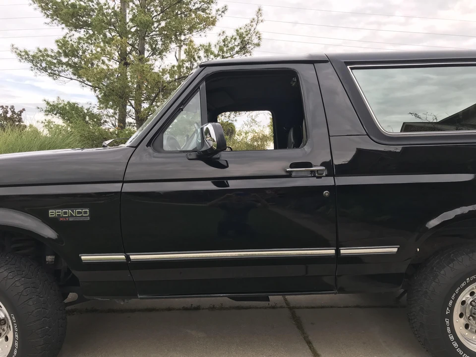1993 Ford Bronco 5th Gen - Image 14 of 31