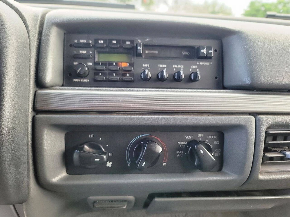 1993 Ford Bronco 5th Gen - Image 11 of 16