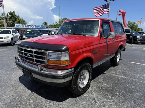 1993 Ford Bronco XLT 2dr 4WD SUV