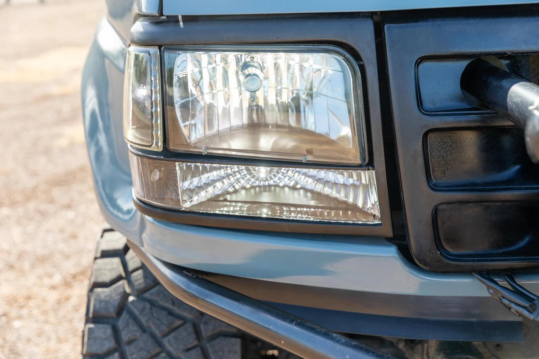 1993 Ford Bronco 5th Gen - Image 11 of 31