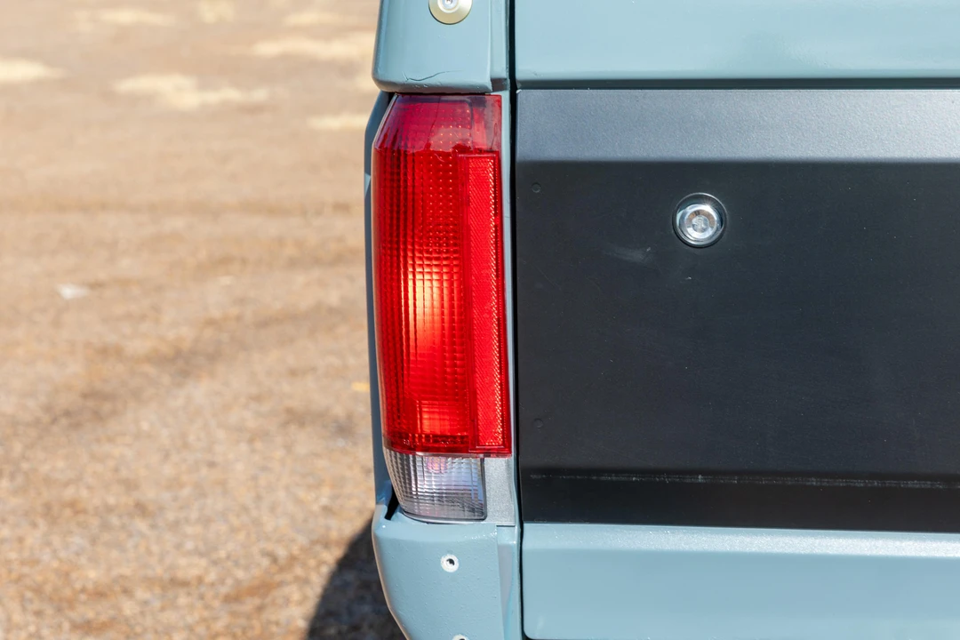 1993 Ford Bronco 5th Gen - Image 16 of 31