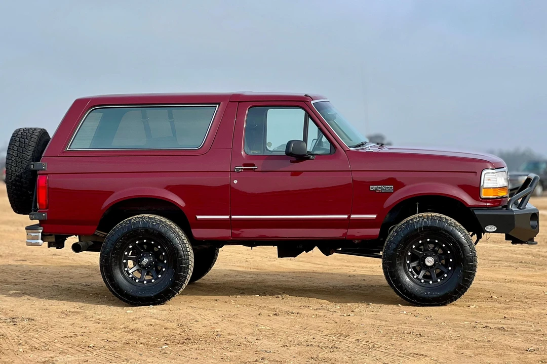 1993 Ford Bronco 5th Gen - Image 3 of 31