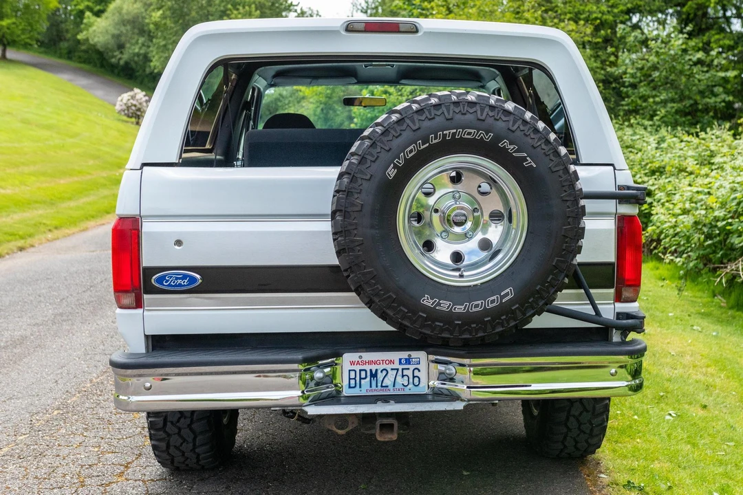 1993 Ford Bronco 5th Gen - Image 5 of 31