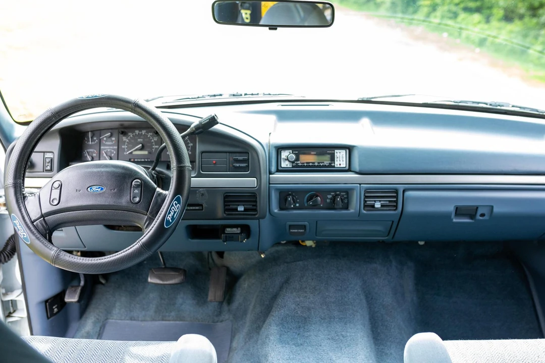 1993 Ford Bronco 5th Gen - Image 23 of 31