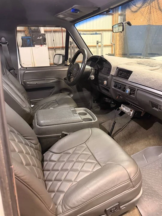 1993 Ford Bronco 5th Gen - Image 7 of 9