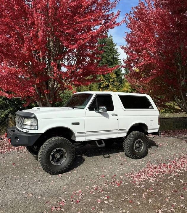 1993 Ford Bronco 5th Gen - Image 2 of 9
