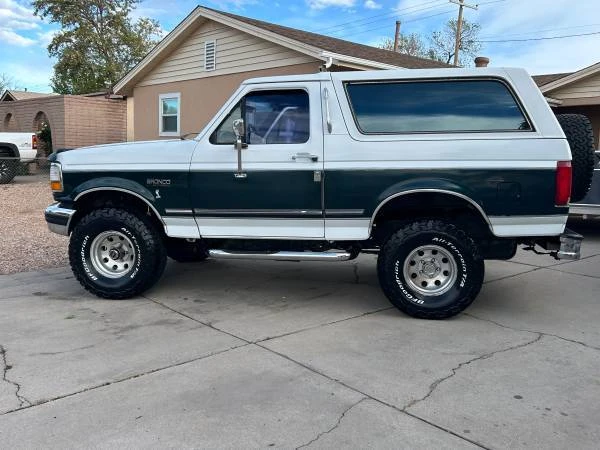 1993 Ford Bronco 5th Gen - Image 2 of 20