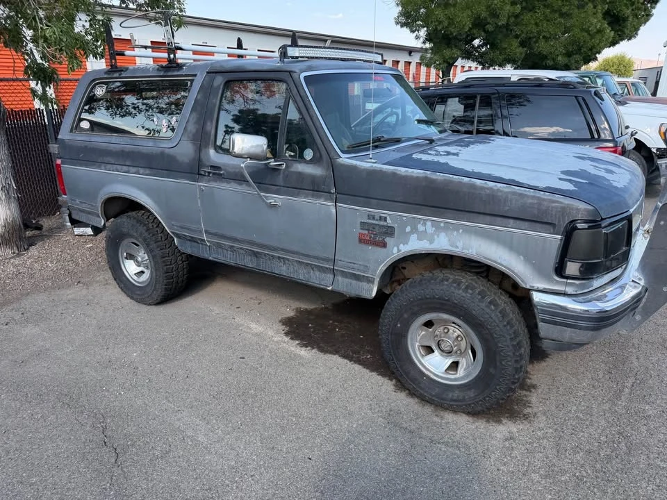 1993 Ford Bronco 5th Gen - Image 2 of 8
