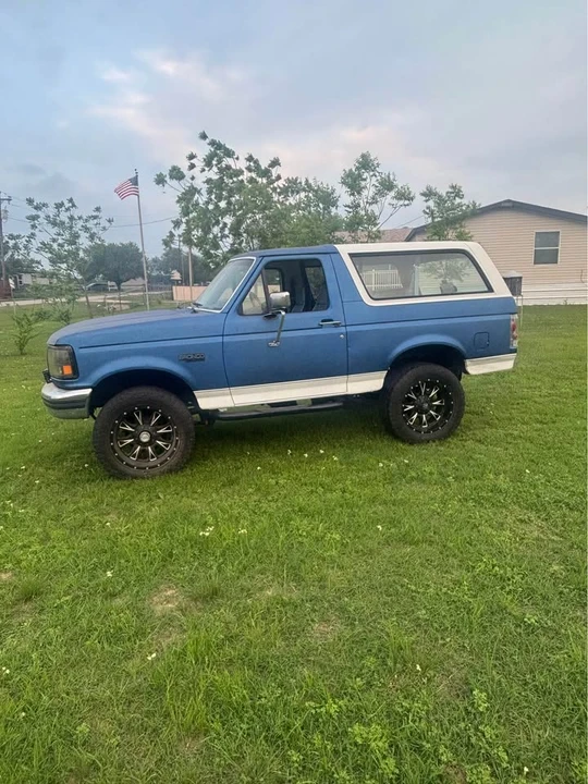 1993 Ford Bronco 5th Gen - Image 4 of 8