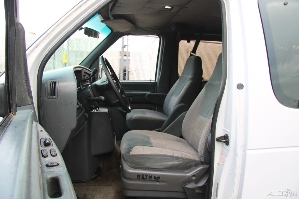 1993 Ford Econoline Van - Image 14 of 21
