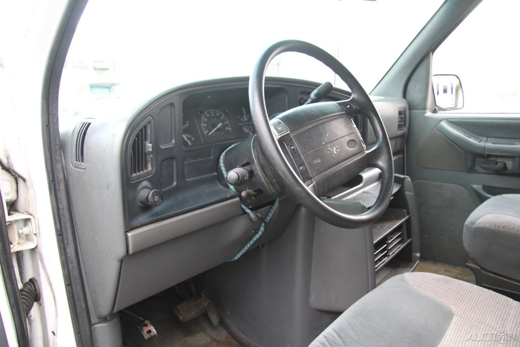 1993 Ford Econoline Van - Image 15 of 21