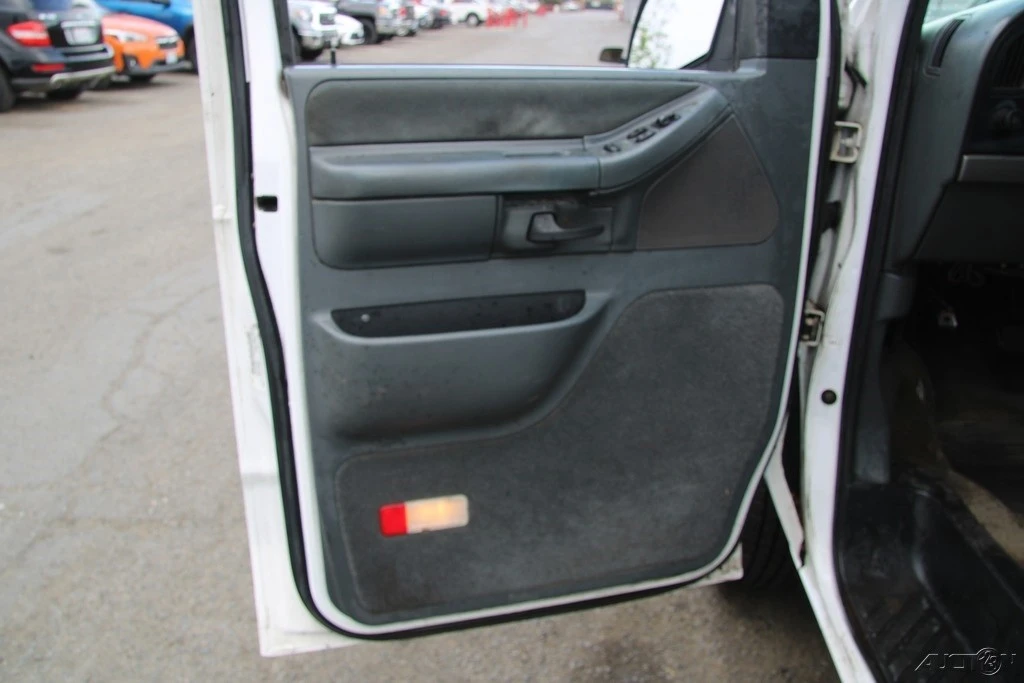 1993 Ford Econoline Van - Image 13 of 21