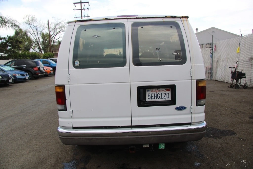 1993 Ford Econoline Van - Image 6 of 21