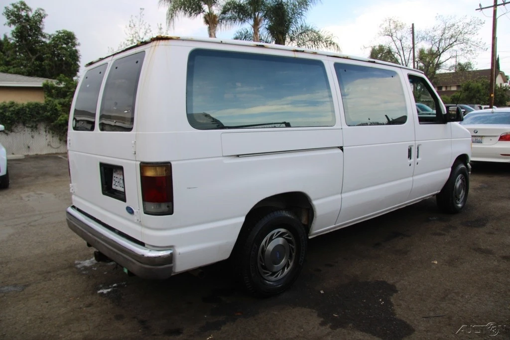 1993 Ford Econoline Van - Image 7 of 21