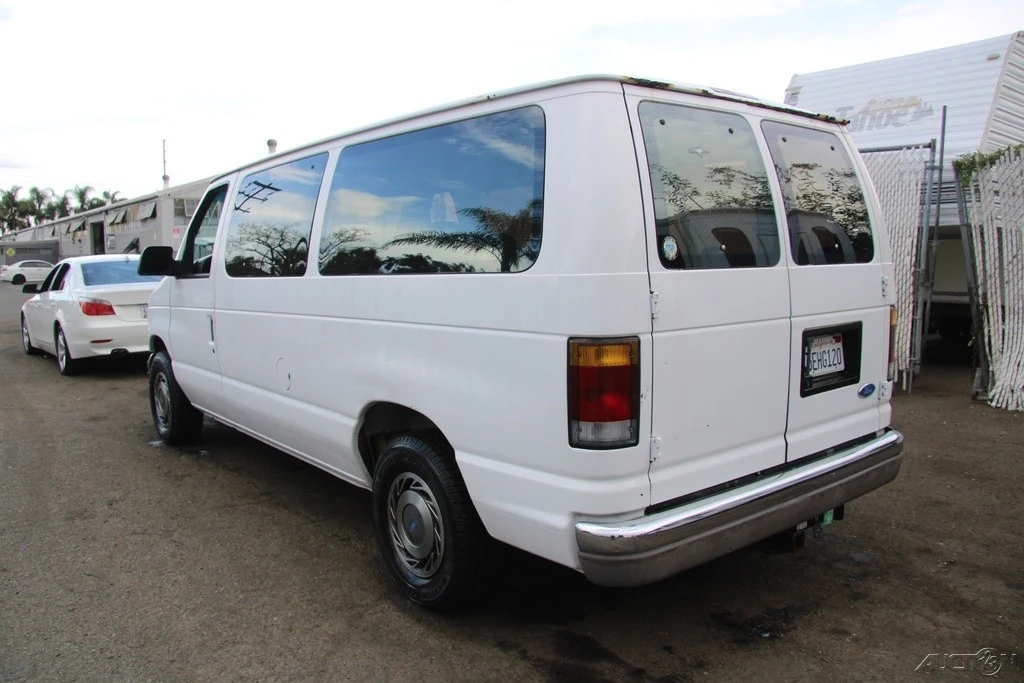 1993 Ford Econoline Van - Image 5 of 21
