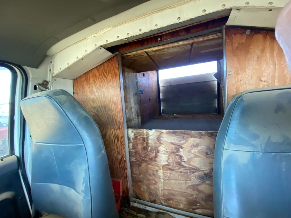 1993 Ford Econoline Van - Image 10 of 20