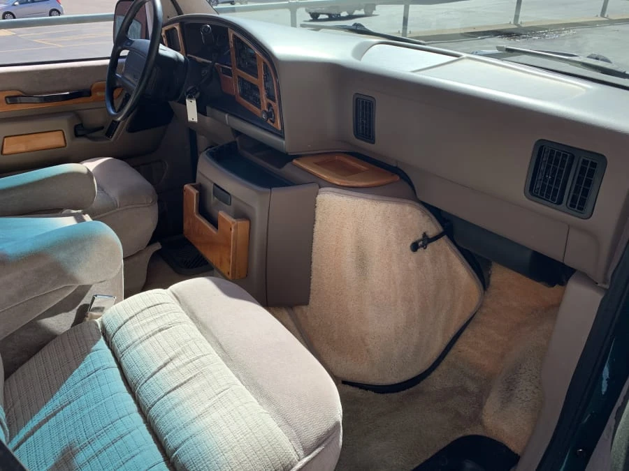 1993 Ford Econoline Van - Image 5 of 8