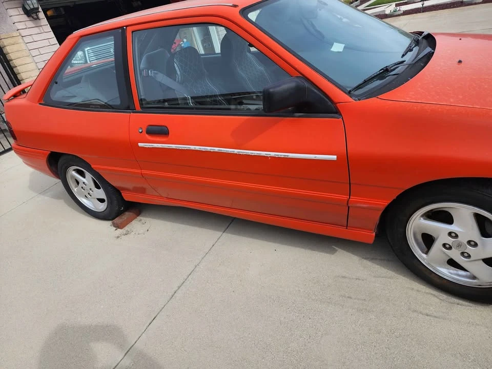 1993 Ford Escort (North America) - Image 8 of 10